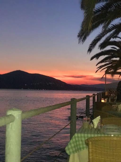 Villa Oleander Agios Nikolaos Loutra Edipsou Zewnętrze zdjęcie